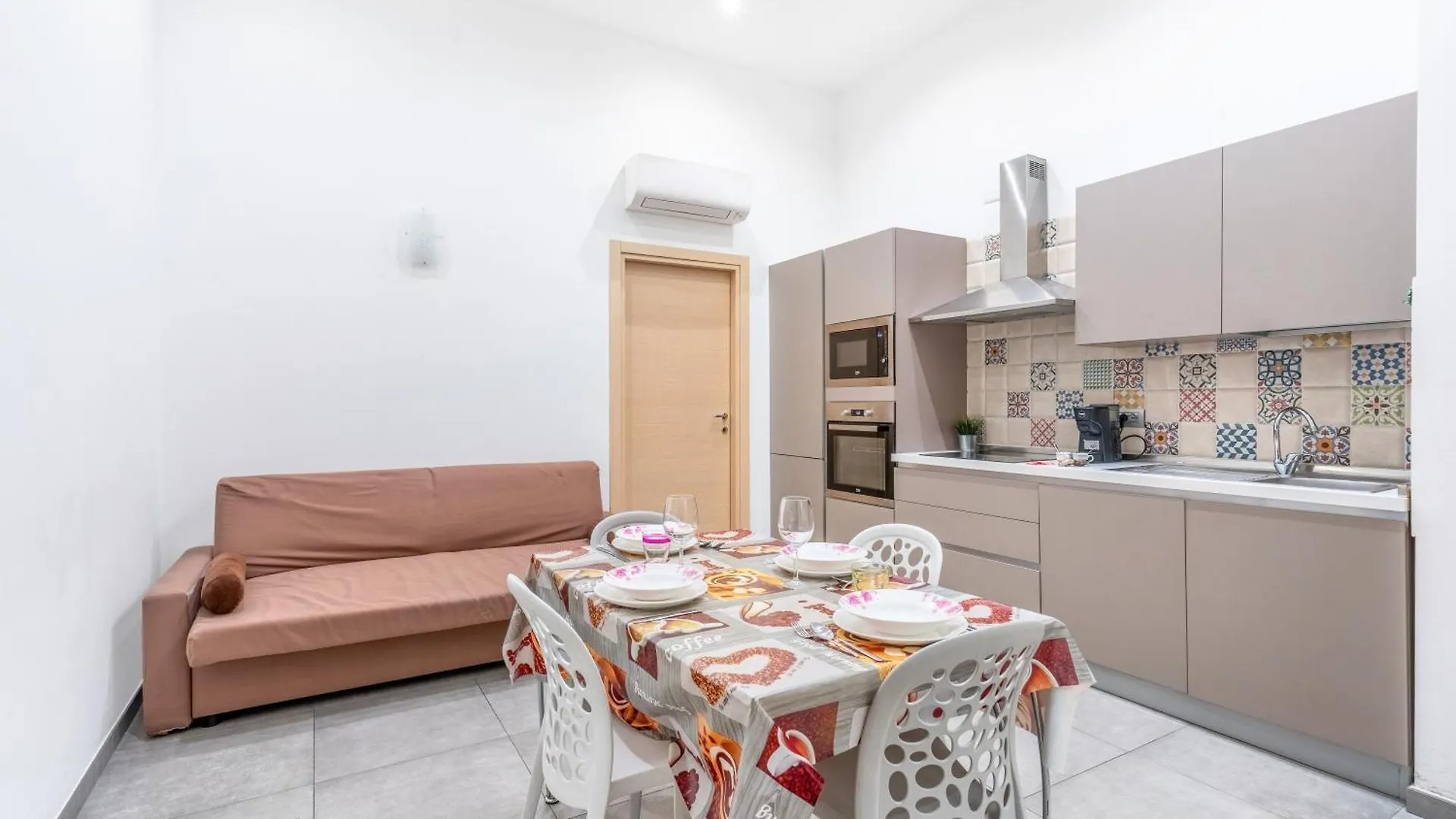 Apartamento Realjoy Milano CASA LEGHE 0*,